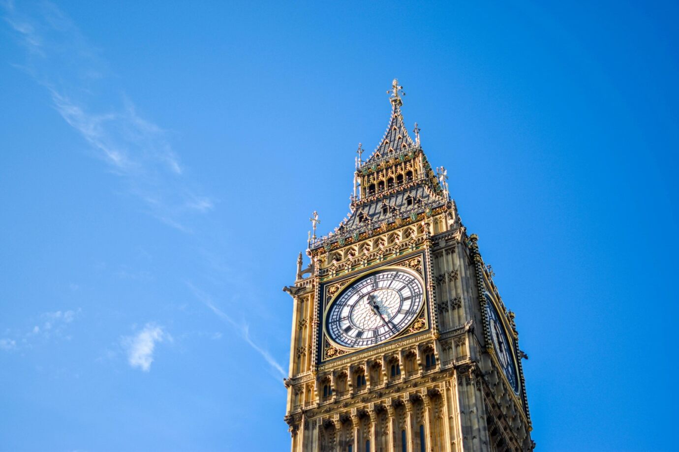 Image of Big Ben government and how to apply for a BRP check in the UK